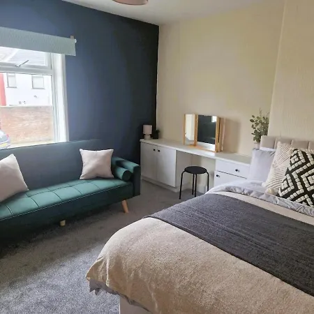 2 Bed House Close To Skinningrove 度假居 Carlin How